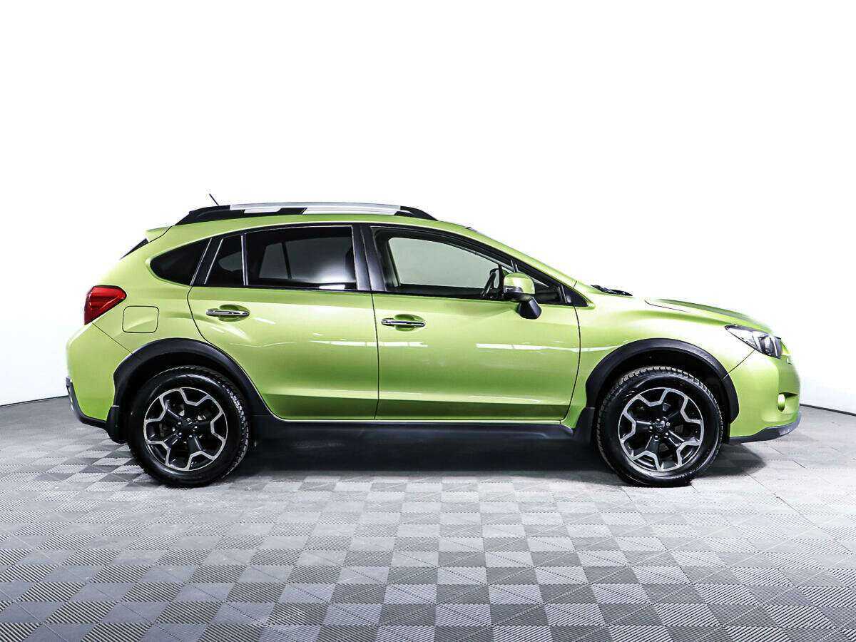 Subaru XV с пробегом — 2013 год. Фото: #3