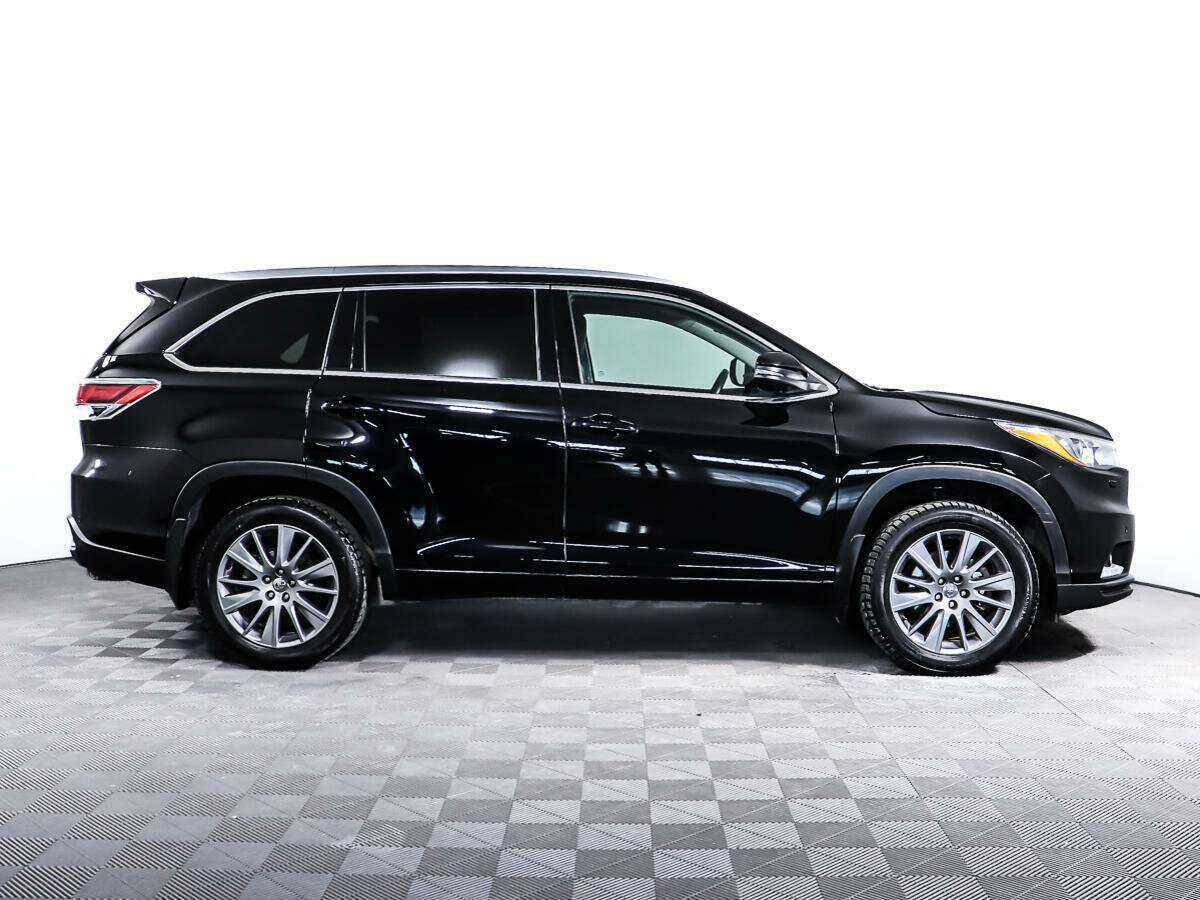 Toyota Highlander с пробегом — 2014 год. Фото: #3