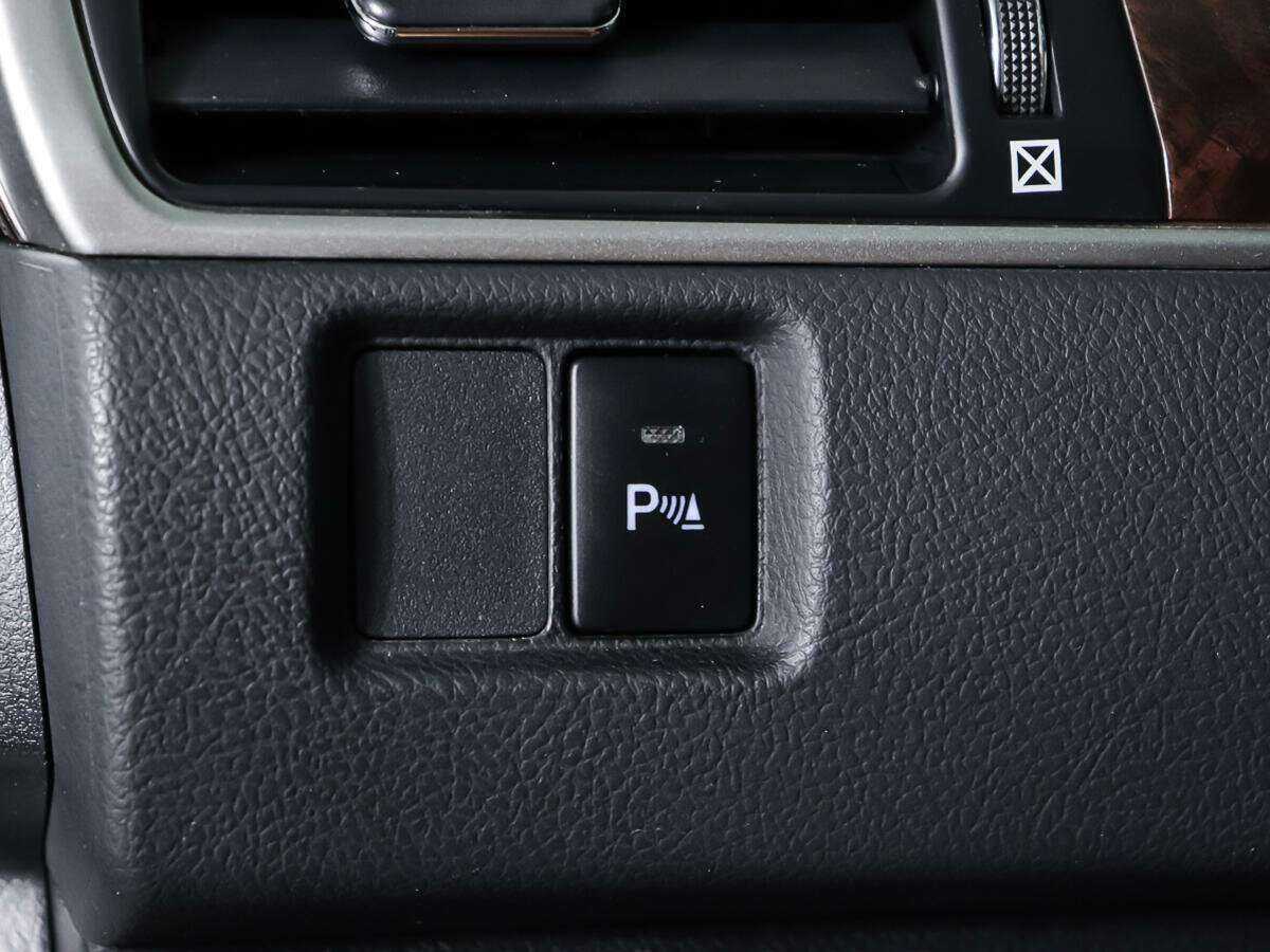 Toyota Camry с пробегом — 2017 год. Фото: #19