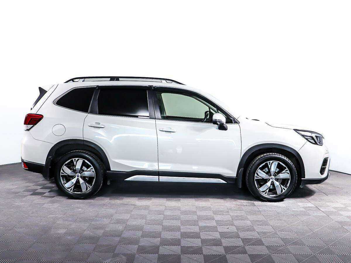 Subaru Forester с пробегом — 2019 год. Фото: #3