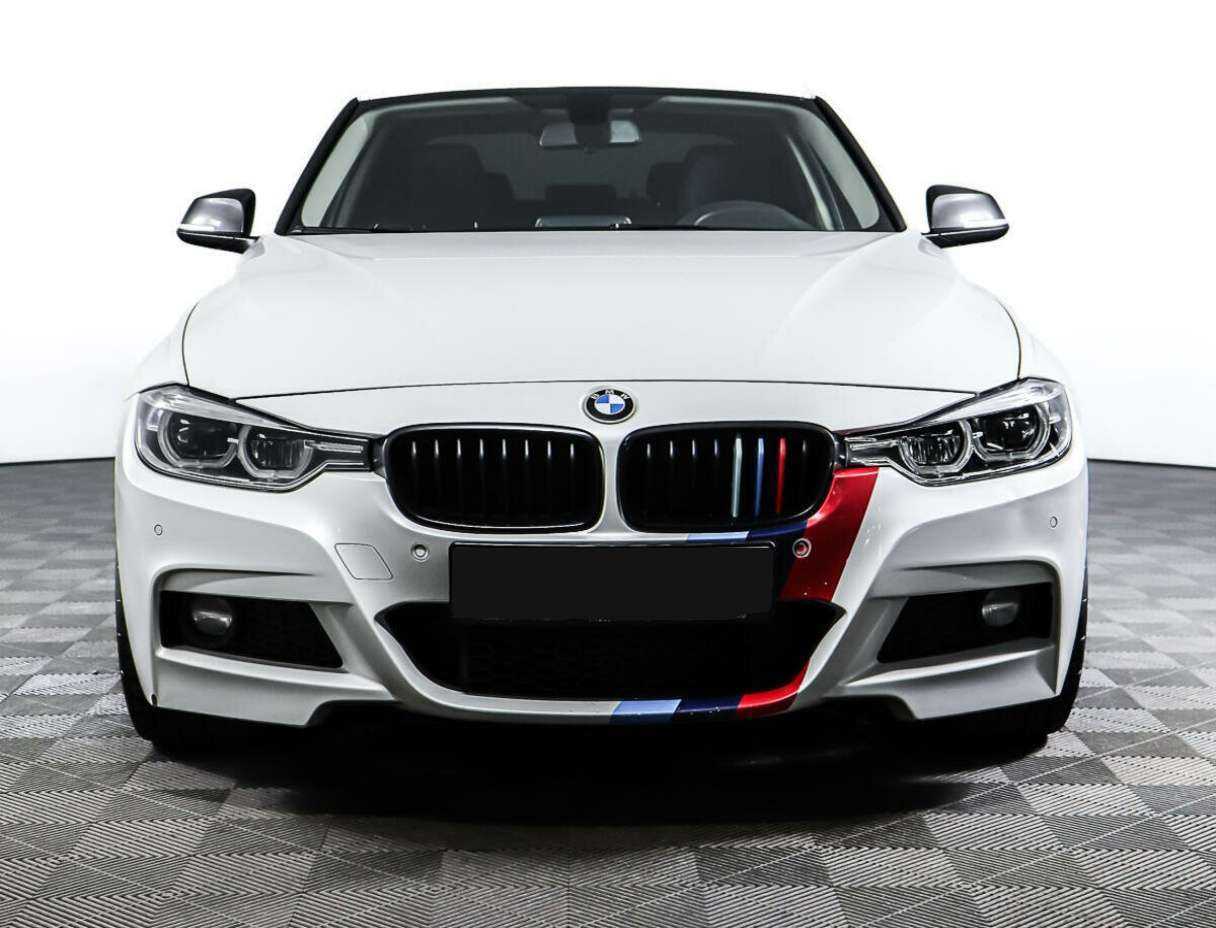 BMW 3 серии с пробегом — 2016 год. Фото: #1
