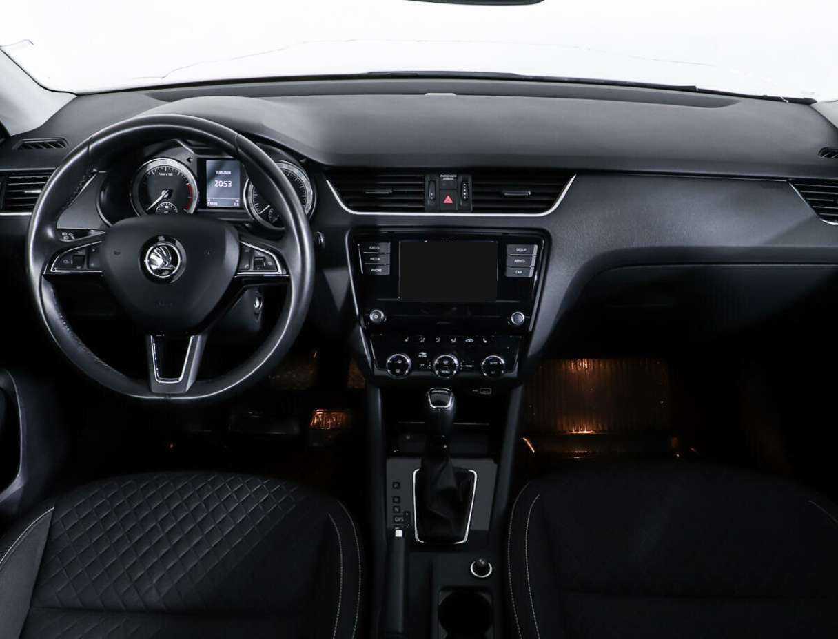 Skoda Octavia с пробегом — 2018 год. Фото: #11