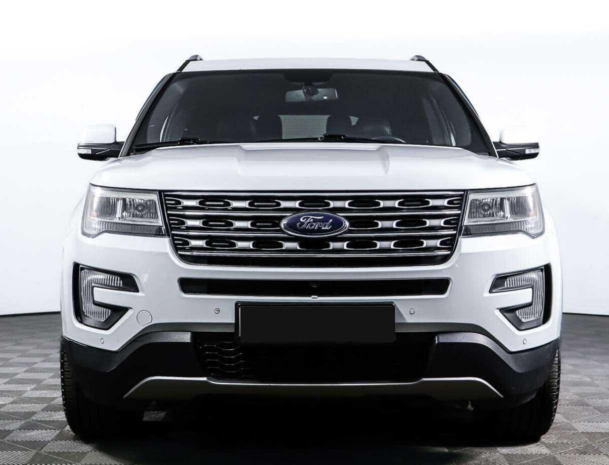 Ford Explorer с пробегом — 2017 год. Фото: #1