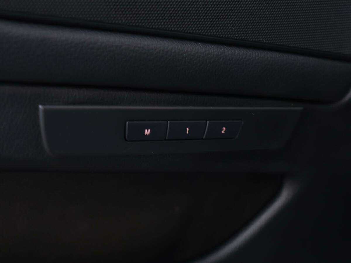 BMW 5 серии с пробегом — 2012 год. Фото: #17