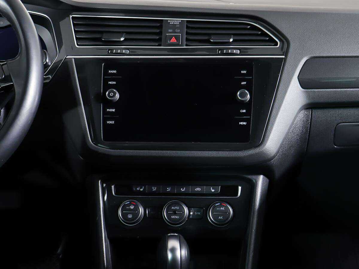 Volkswagen Tiguan с пробегом — 2017 год. Фото: #11