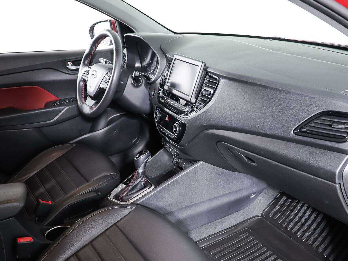 Hyundai Solaris с пробегом — 2020 год. Фото: #8