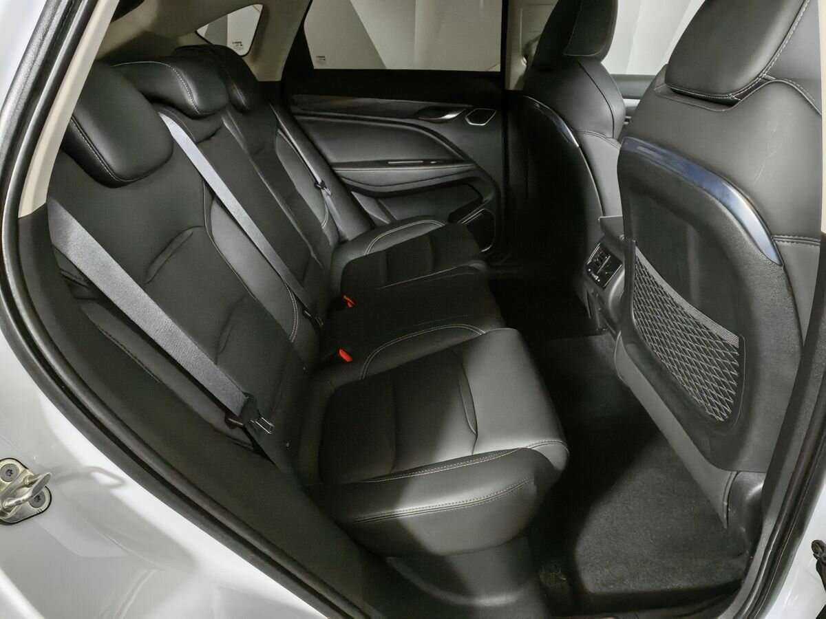 Geely Tugella с пробегом — 2022 год. Фото: #10