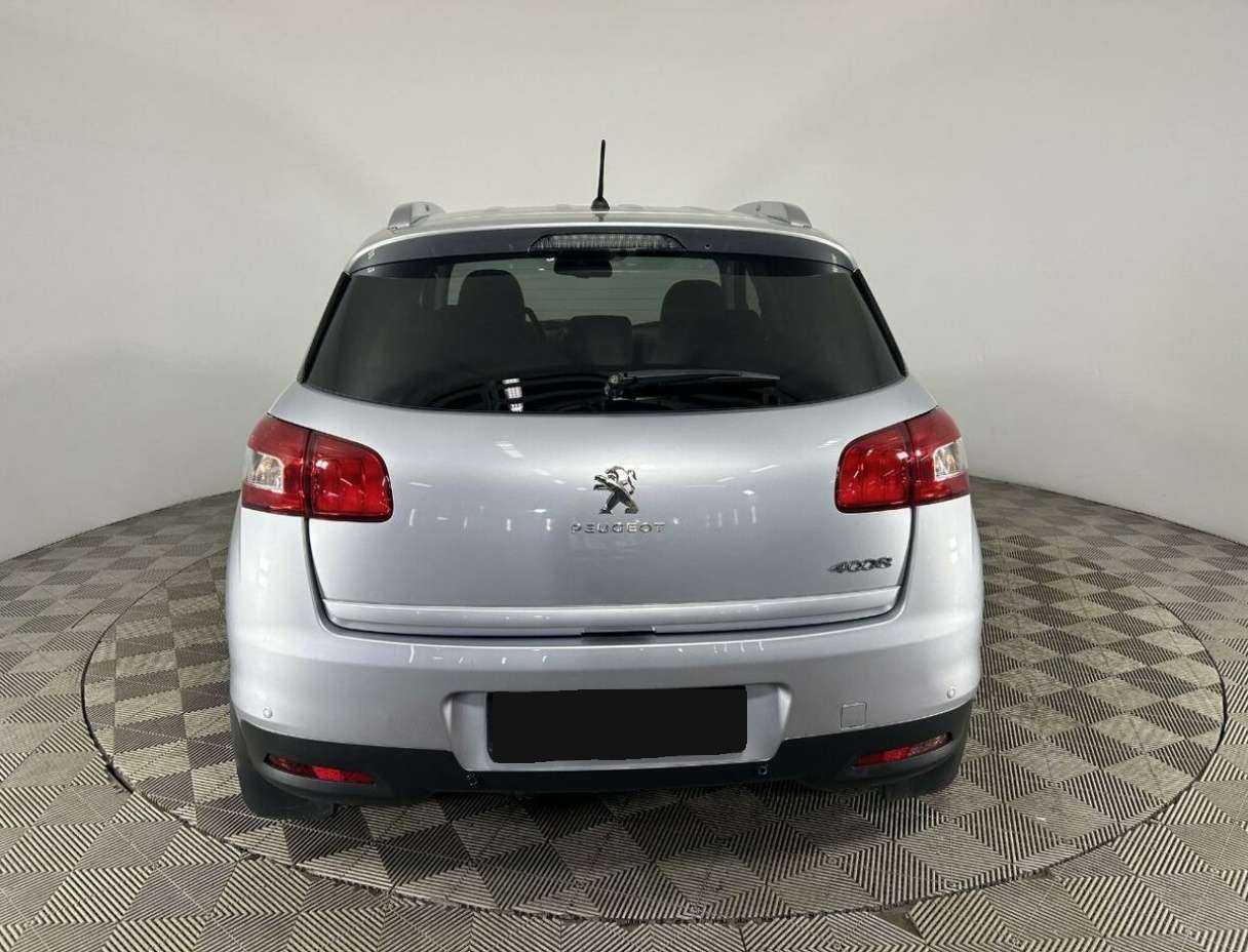 Peugeot 4008 с пробегом — 2012 год. Фото: #2