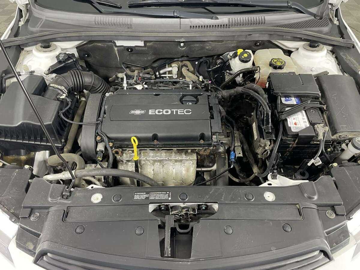 Chevrolet Cruze с пробегом — 2014 год. Фото: #15