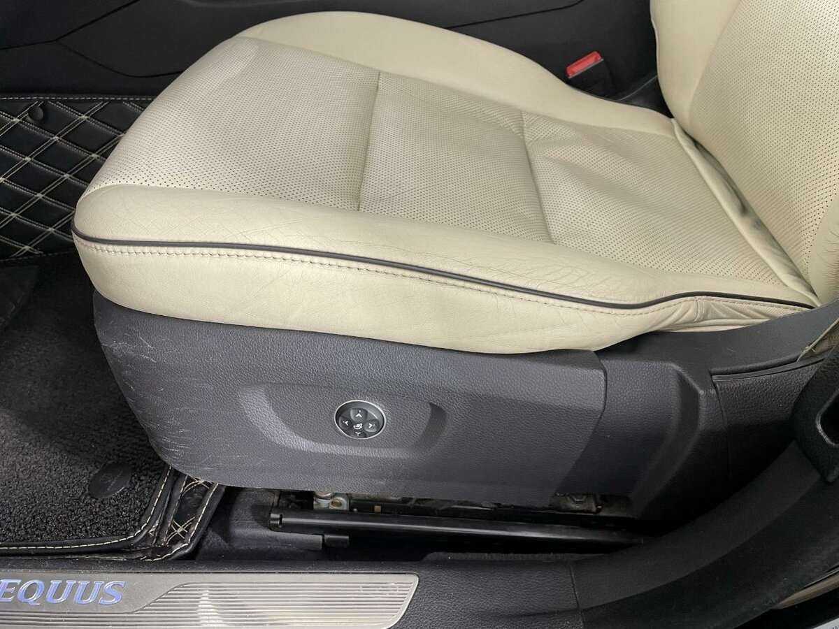 Hyundai Equus с пробегом — 2013 год. Фото: #9