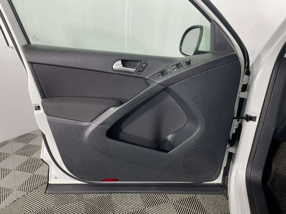 Volkswagen Tiguan с пробегом — 2014 год. Фото: #5