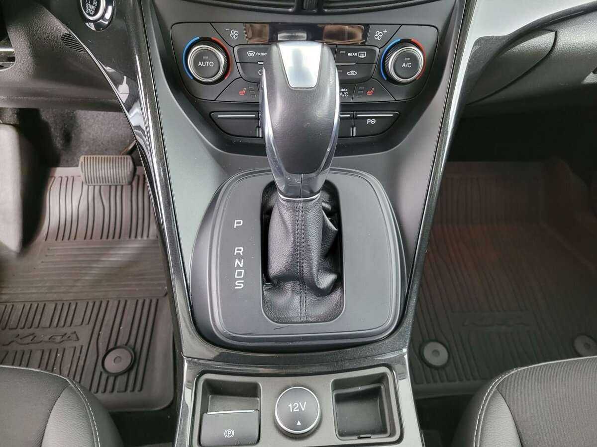 Ford Kuga с пробегом — 2018 год. Фото: #12