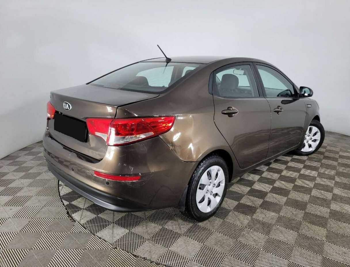 Kia Rio с пробегом — 2016 год. Фото: #5