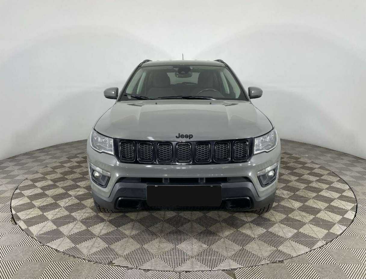 Jeep Compass с пробегом — 2019 год. Фото: #1