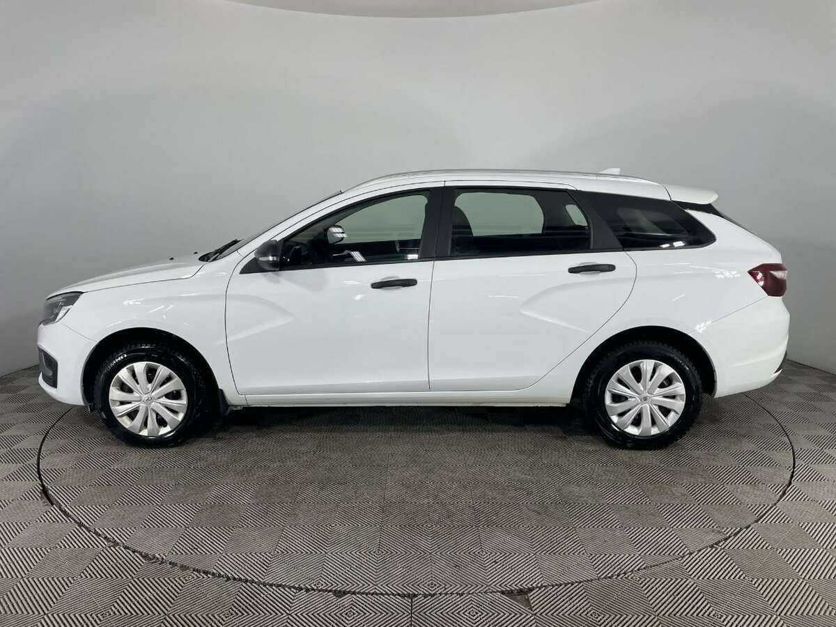 Lada (ВАЗ) Vesta с пробегом — 2023 год. Фото: #4