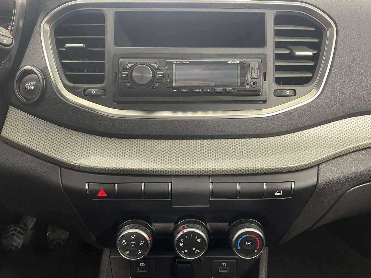 Lada (ВАЗ) Vesta с пробегом — 2023 год. Фото: #11