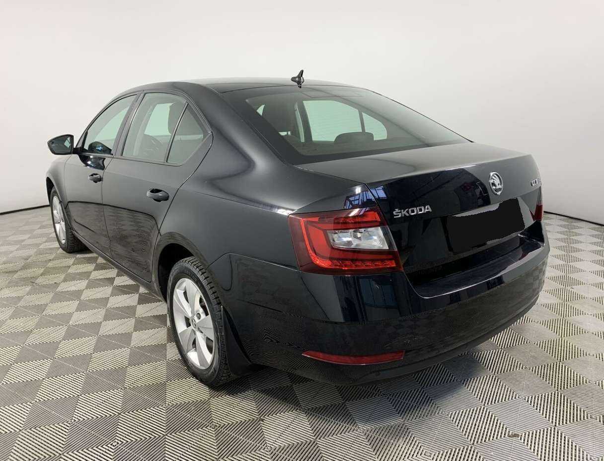 Skoda Octavia с пробегом — 2018 год. Фото: #6