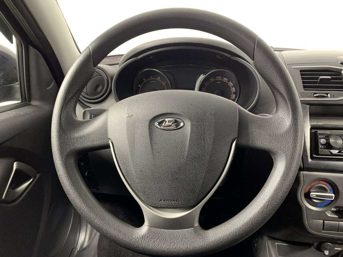 Lada (ВАЗ) Granta с пробегом — 2022 год. Фото: #21