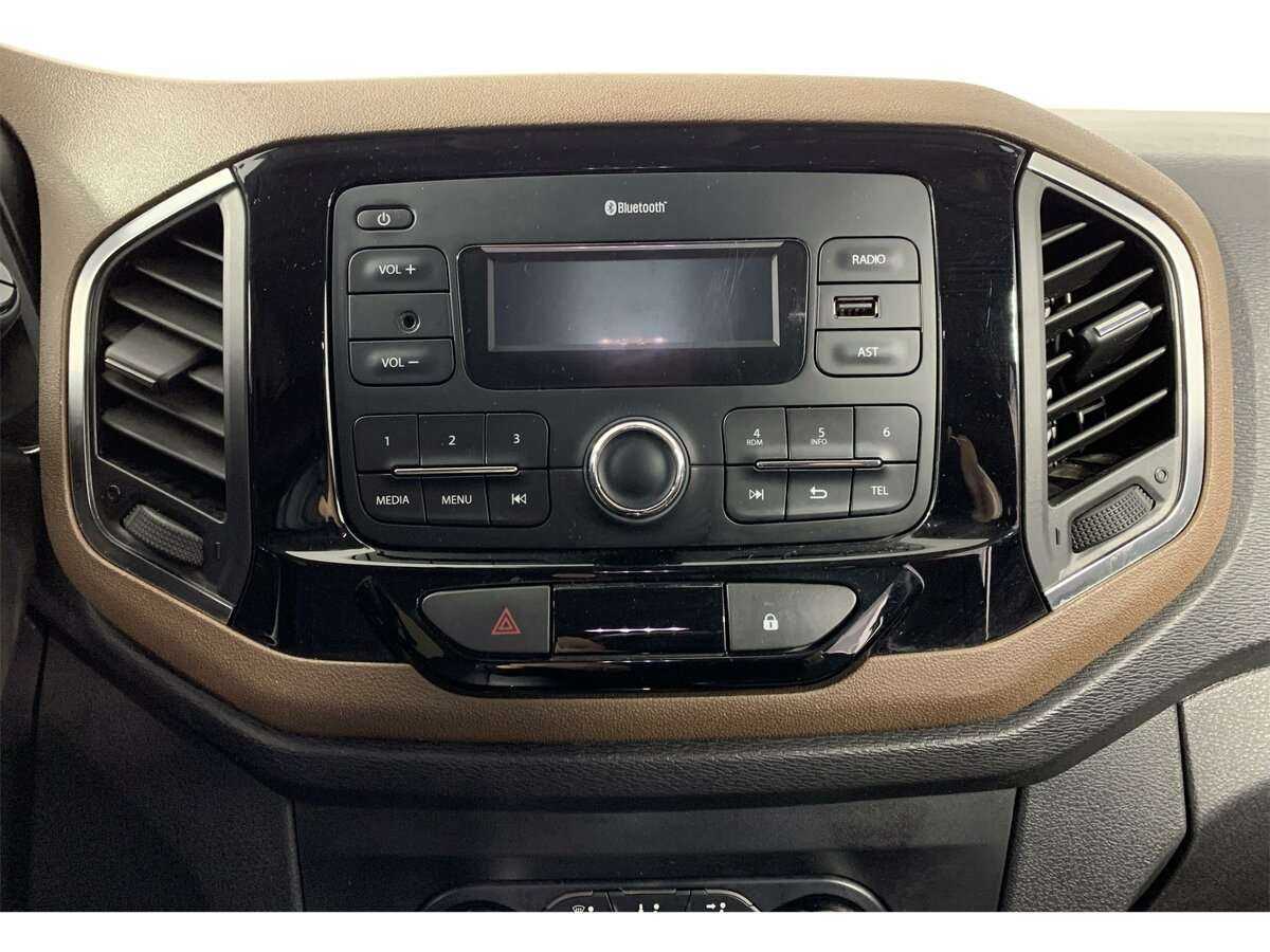 Lada (ВАЗ) XRAY с пробегом — 2018 год. Фото: #12