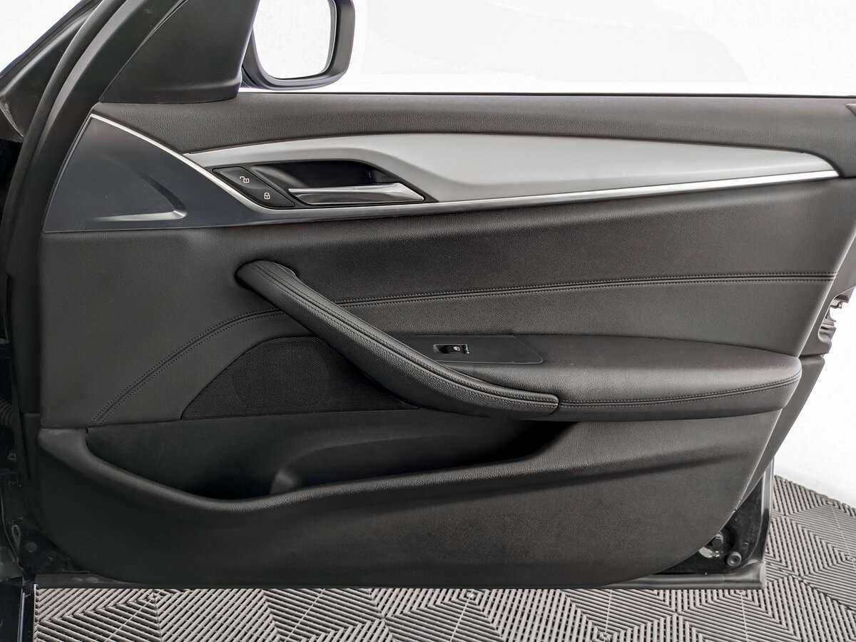 BMW 5 серии с пробегом — 2018 год. Фото: #21