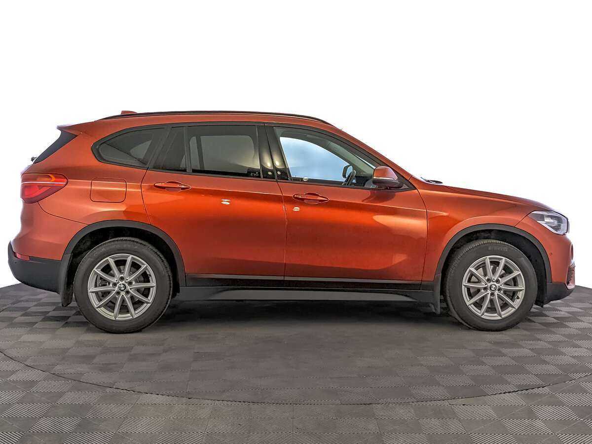 BMW X1 с пробегом — 2018 год. Фото: #3