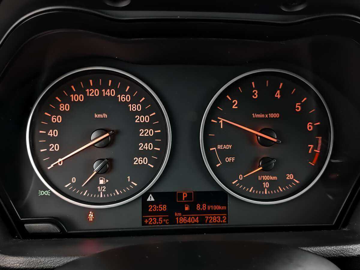 BMW X1 с пробегом — 2015 год. Фото: #15