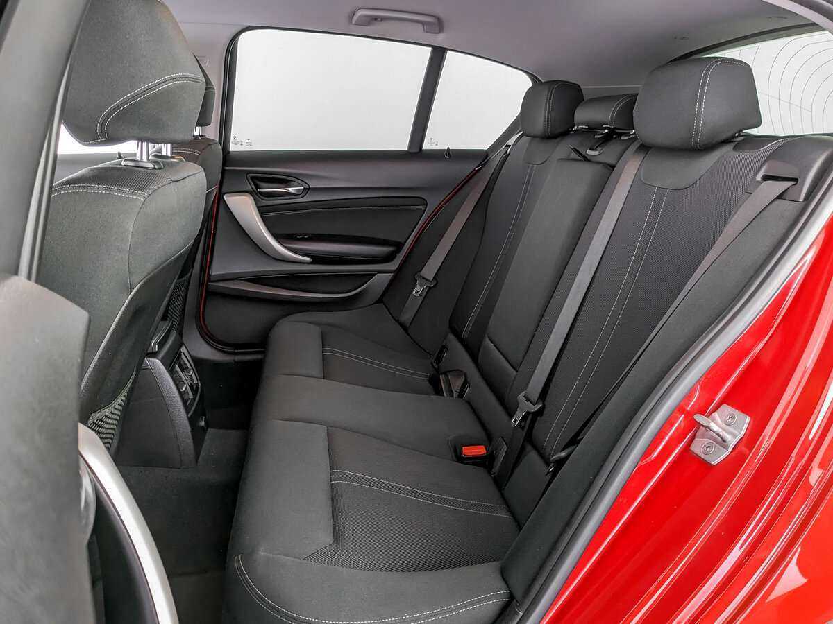 BMW 1 серии с пробегом — 2017 год. Фото: #9