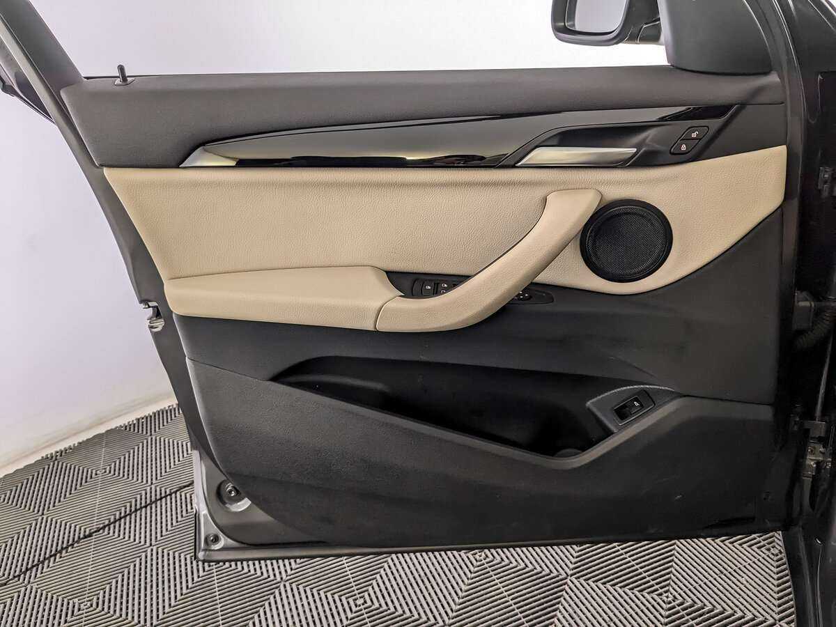 BMW X1 с пробегом — 2021 год. Фото: #14