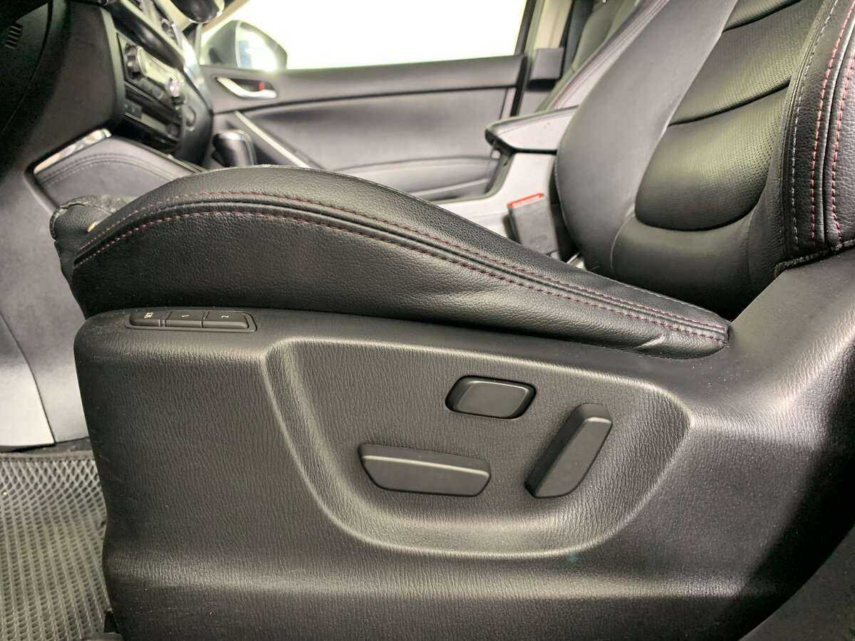 Mazda CX-5 с пробегом — 2015 год. Фото: #16