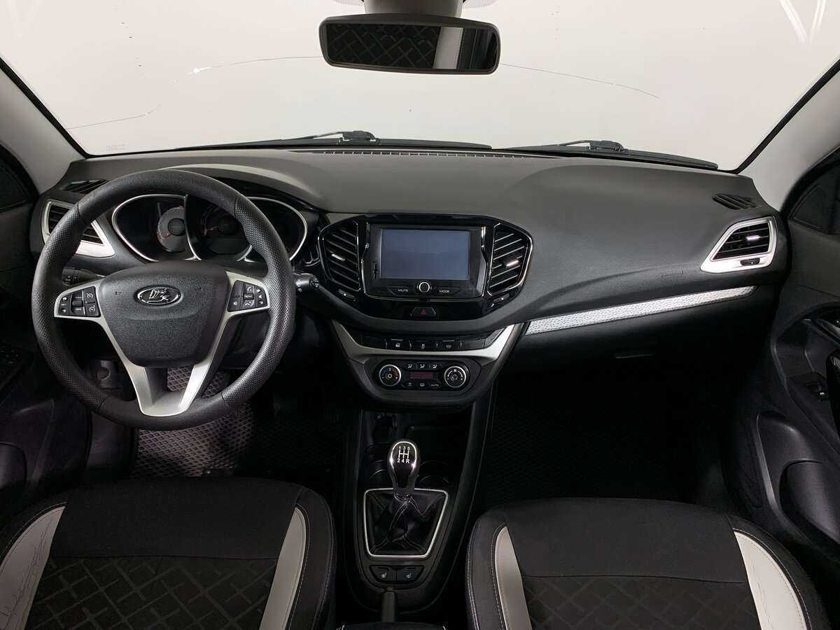 Lada (ВАЗ) Vesta с пробегом — 2018 год. Фото: #9