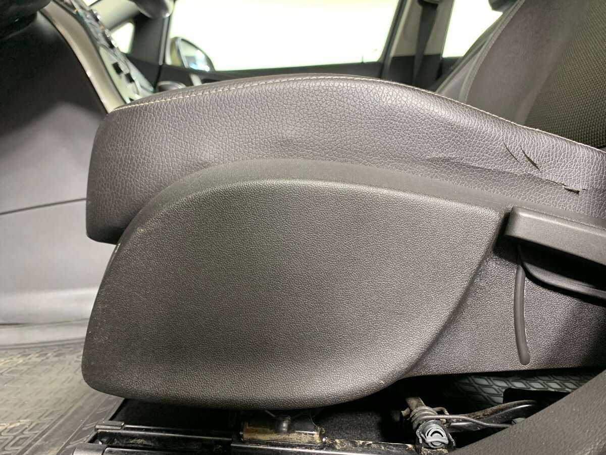 Opel Astra с пробегом — 2012 год. Фото: #13