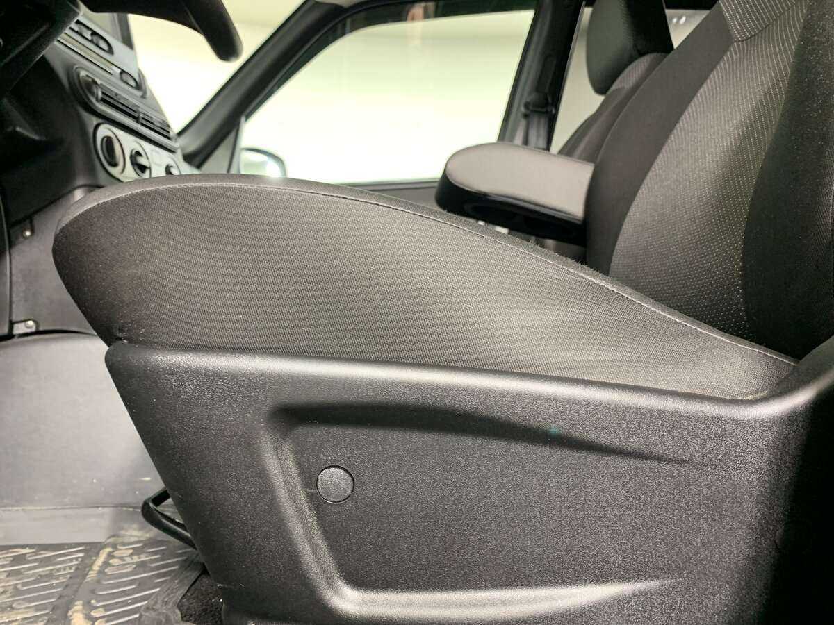 Lada (ВАЗ) Niva с пробегом — 2023 год. Фото: #13