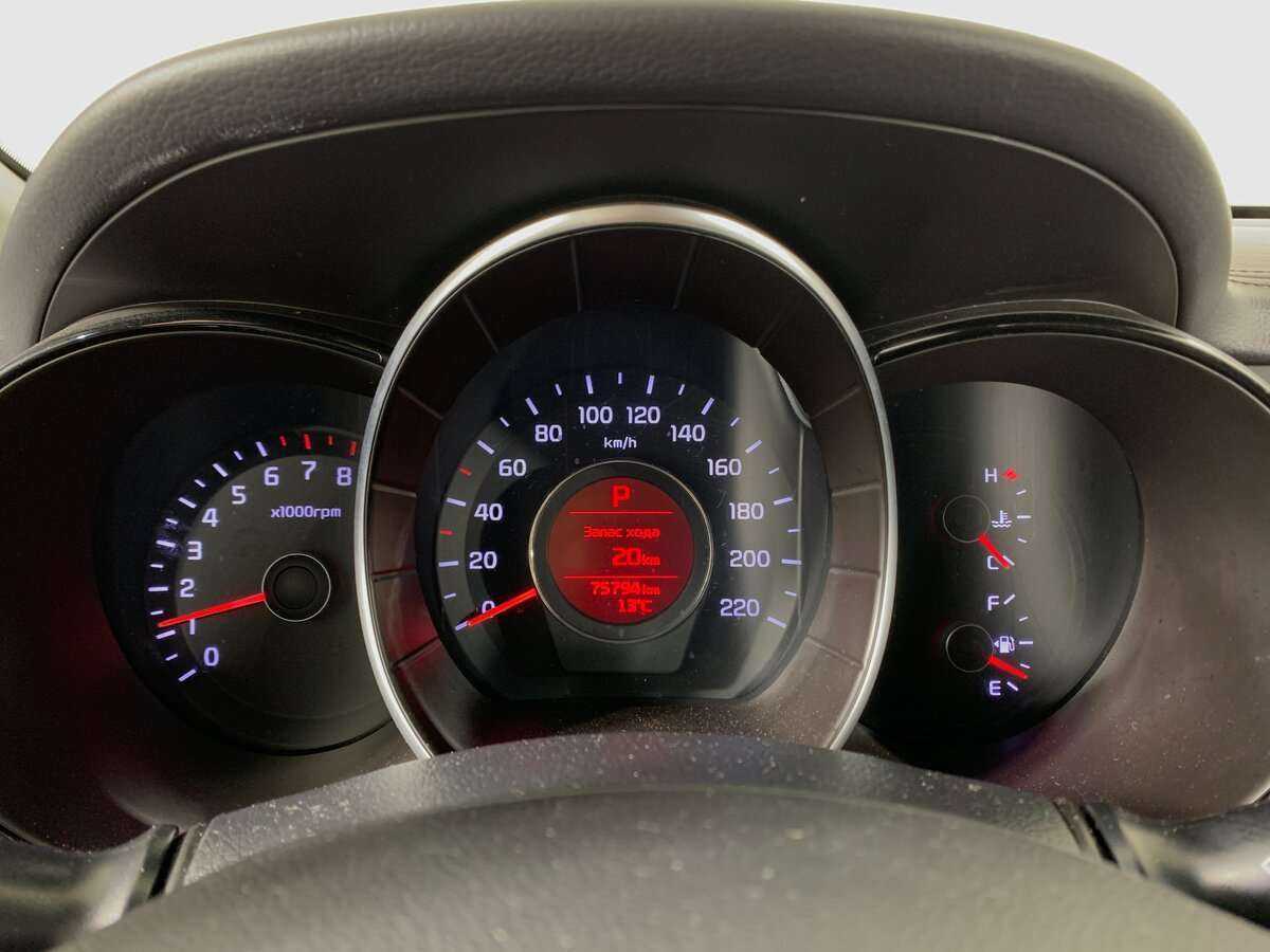 Kia Rio с пробегом — 2016 год. Фото: #11