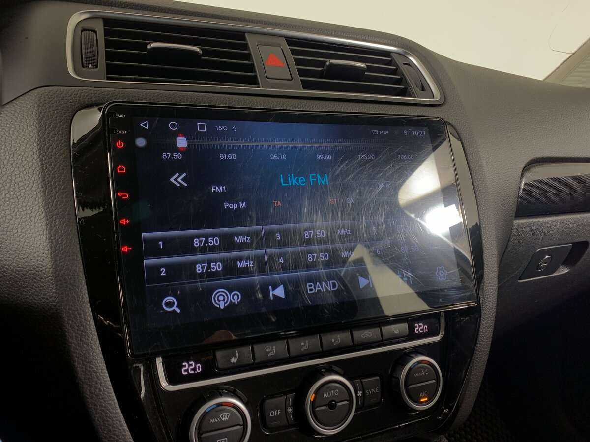 Volkswagen Jetta с пробегом — 2012 год. Фото: #12