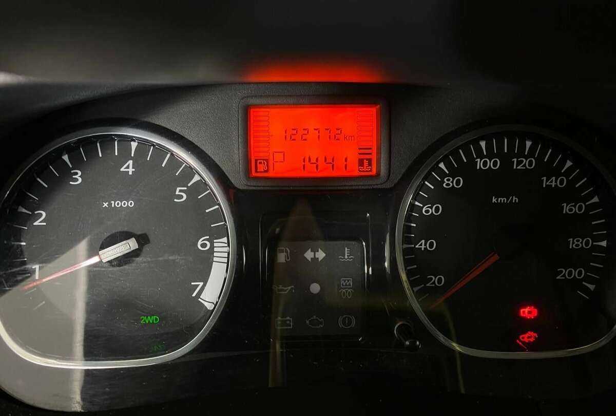 Renault Duster с пробегом — 2014 год. Фото: #9