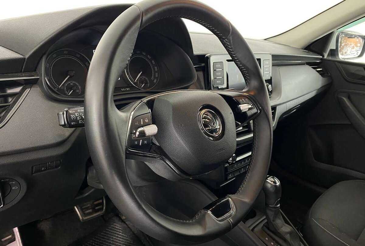 Skoda Rapid с пробегом — 2020 год. Фото: #12