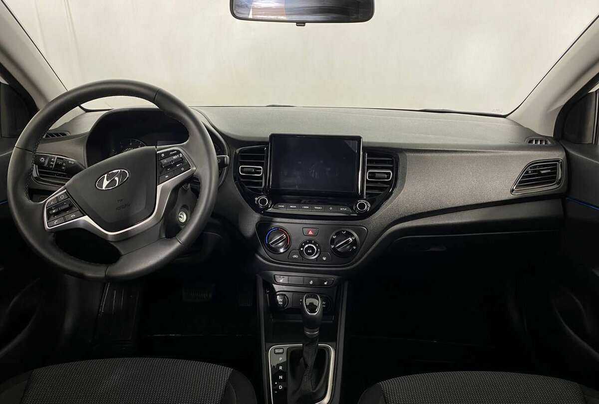 Hyundai Solaris с пробегом — 2021 год. Фото: #10