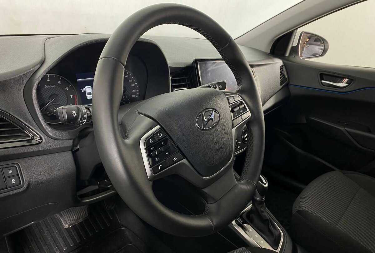 Hyundai Solaris с пробегом — 2021 год. Фото: #12