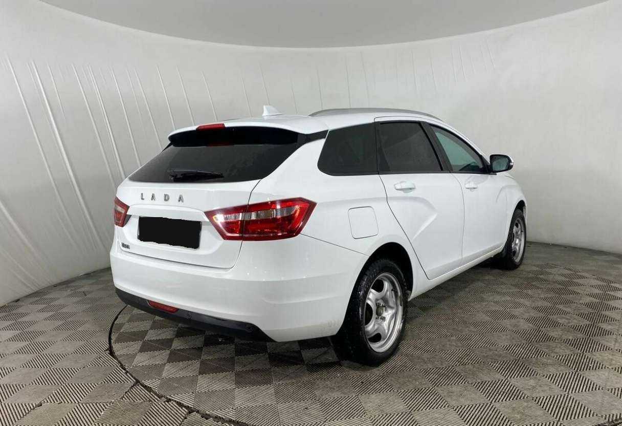 Lada (ВАЗ) Vesta с пробегом — 2019 год. Фото: #4