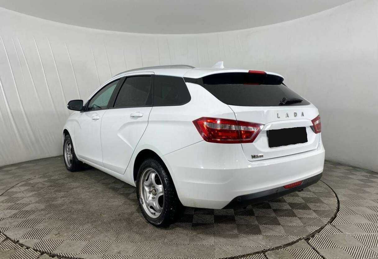Lada (ВАЗ) Vesta с пробегом — 2019 год. Фото: #6