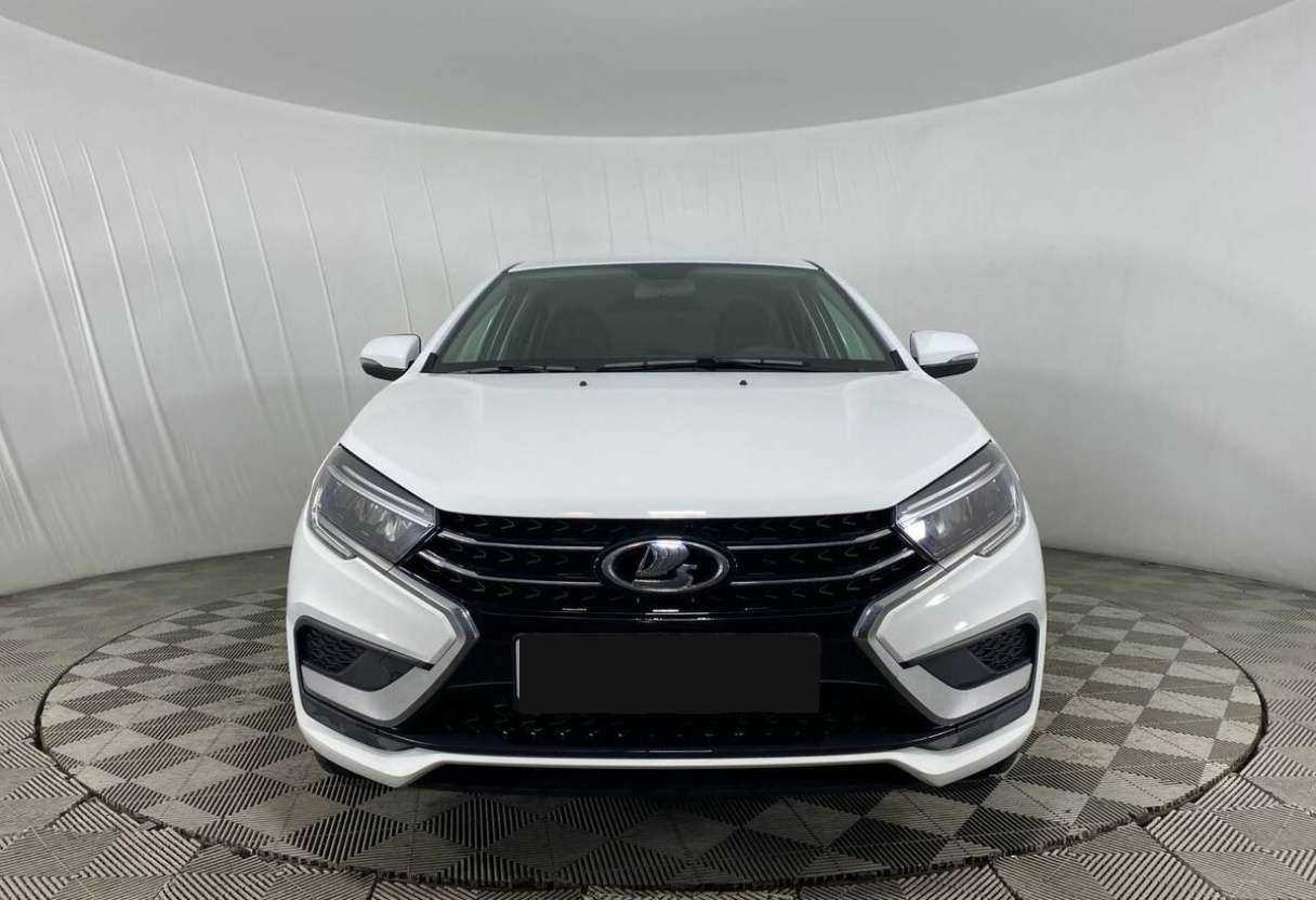 Lada (ВАЗ) Vesta с пробегом — 2023 год. Фото: #1