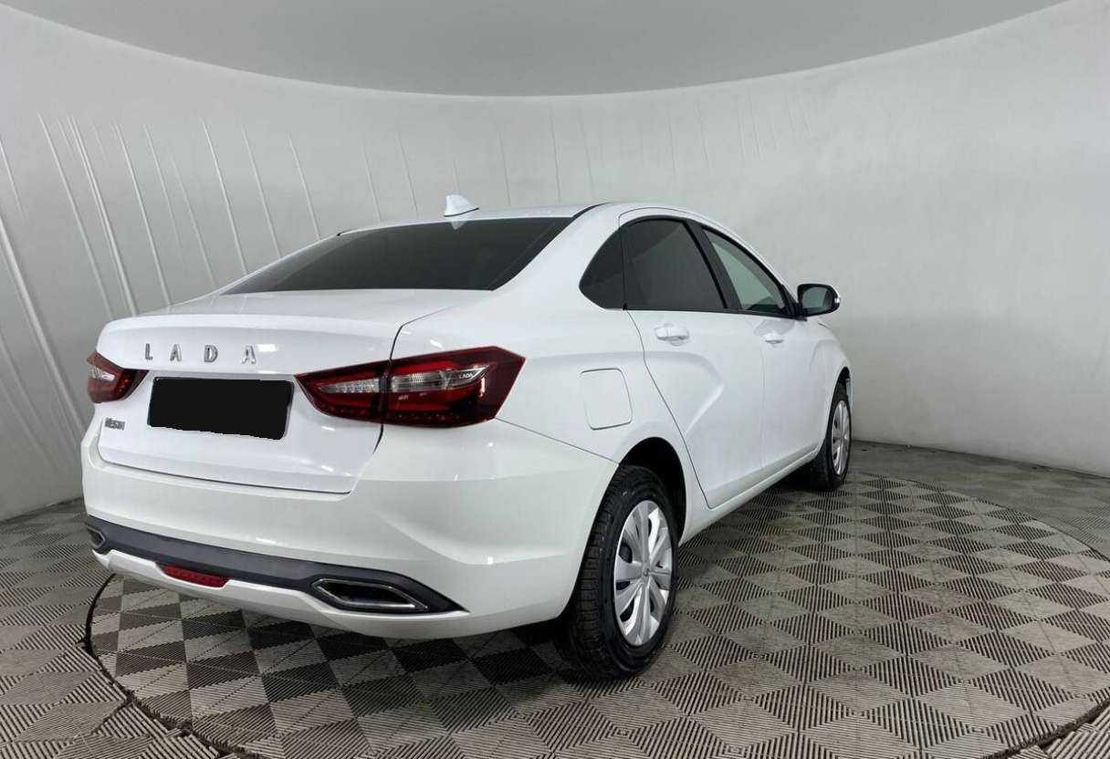 Lada (ВАЗ) Vesta с пробегом — 2023 год. Фото: #4