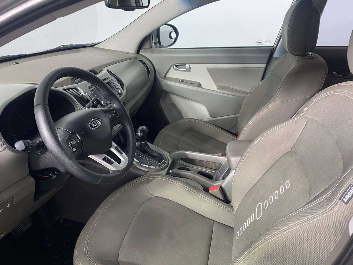 Kia Sportage с пробегом — 2012 год. Фото: #6