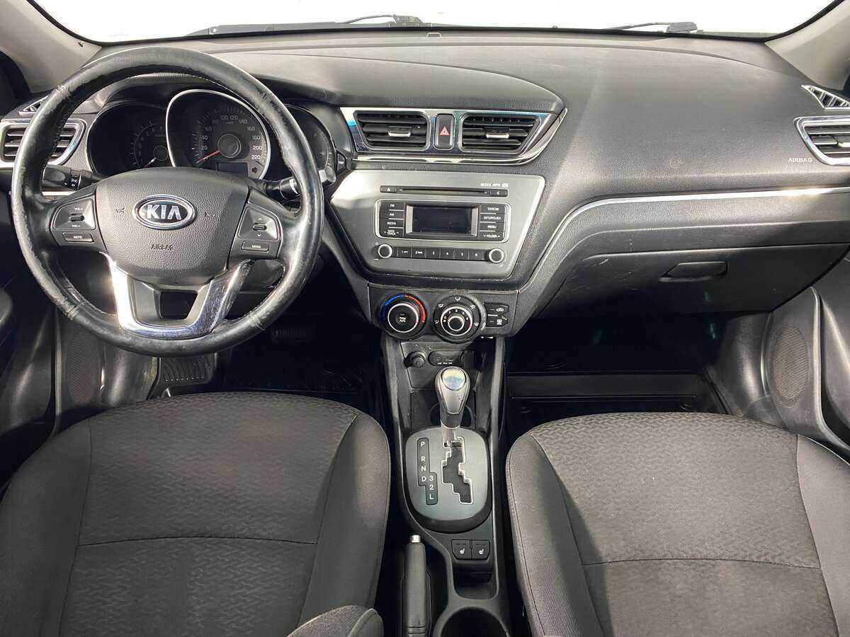 Kia Rio с пробегом — 2014 год. Фото: #12