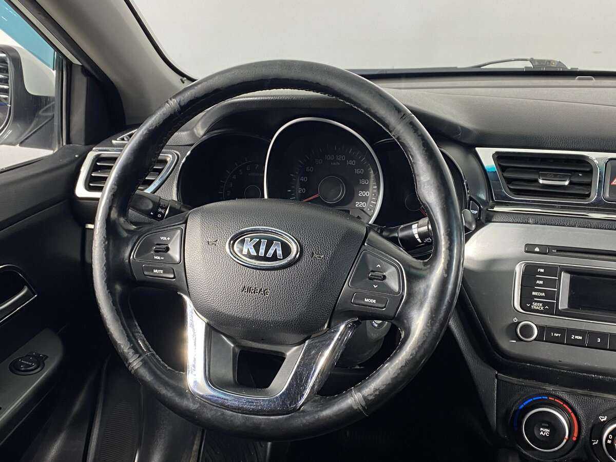 Kia Rio с пробегом — 2014 год. Фото: #13