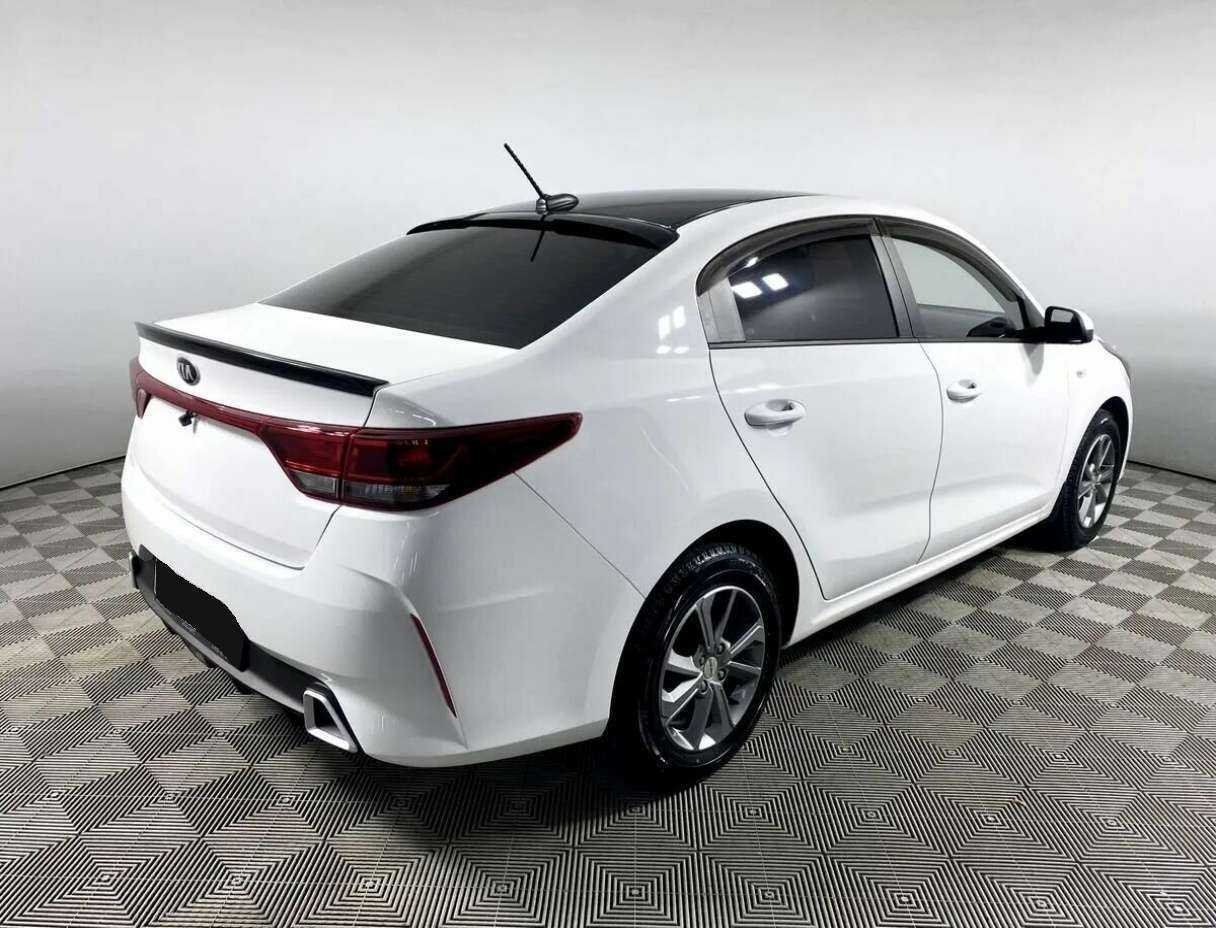 Kia Rio с пробегом — 2021 год. Фото: #3