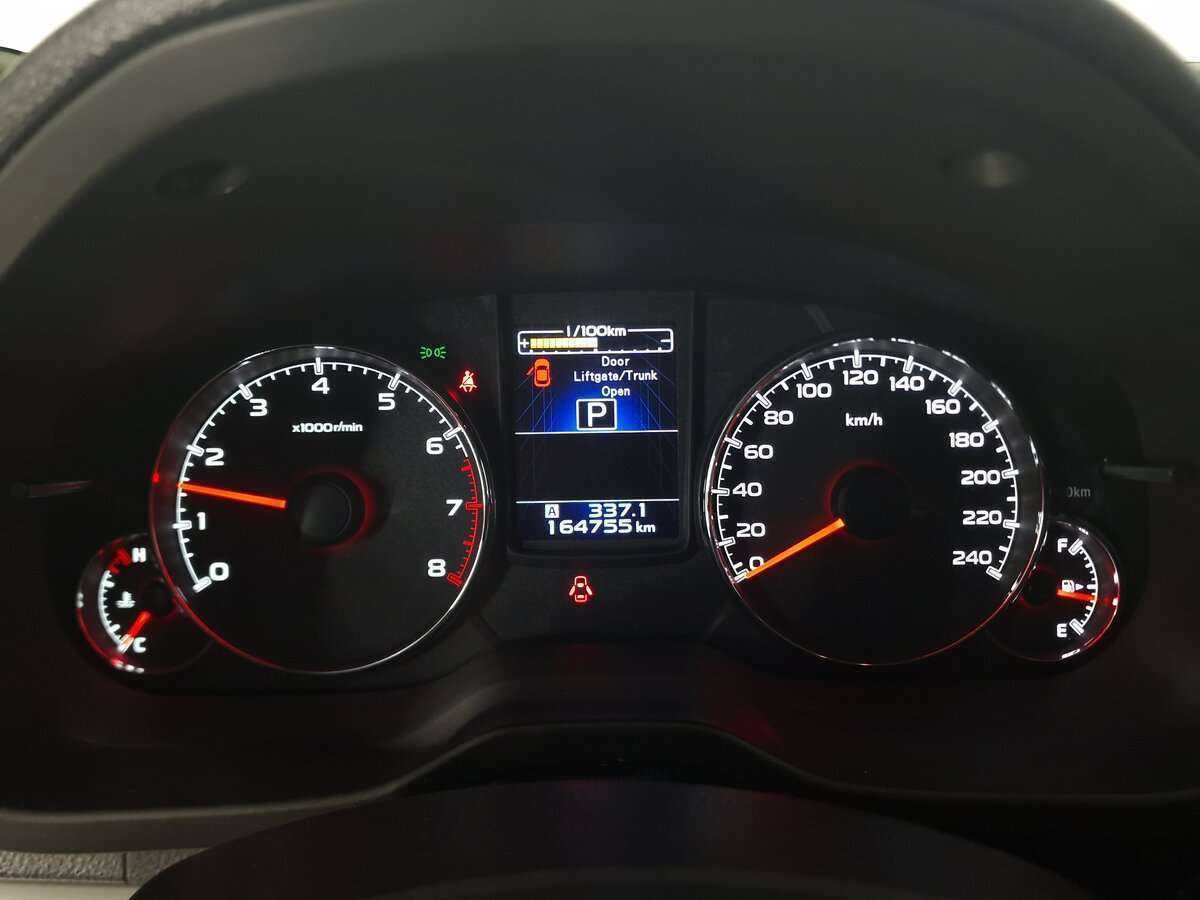 Subaru Outback с пробегом — 2014 год. Фото: #6