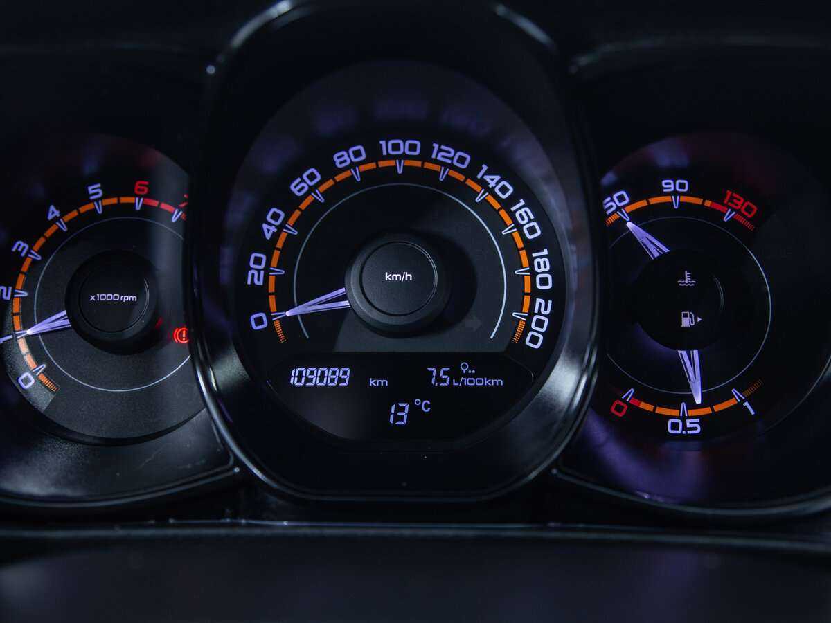 Lada (ВАЗ) Vesta с пробегом — 2018 год. Фото: #12