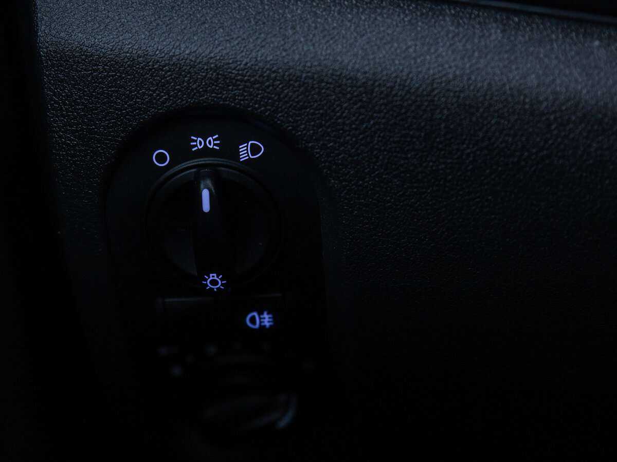 Lada (ВАЗ) Granta с пробегом — 2023 год. Фото: #13