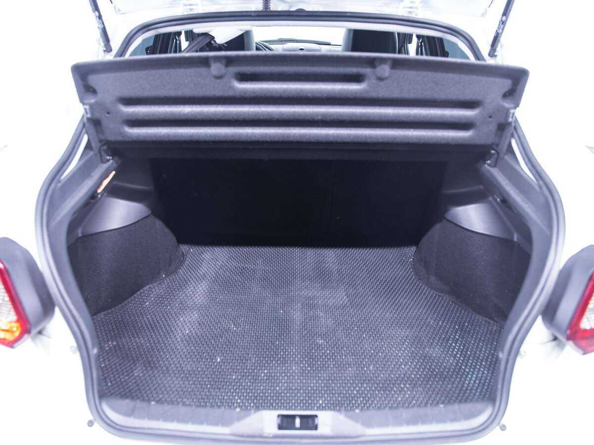 Lada (ВАЗ) Granta с пробегом — 2023 год. Фото: #16